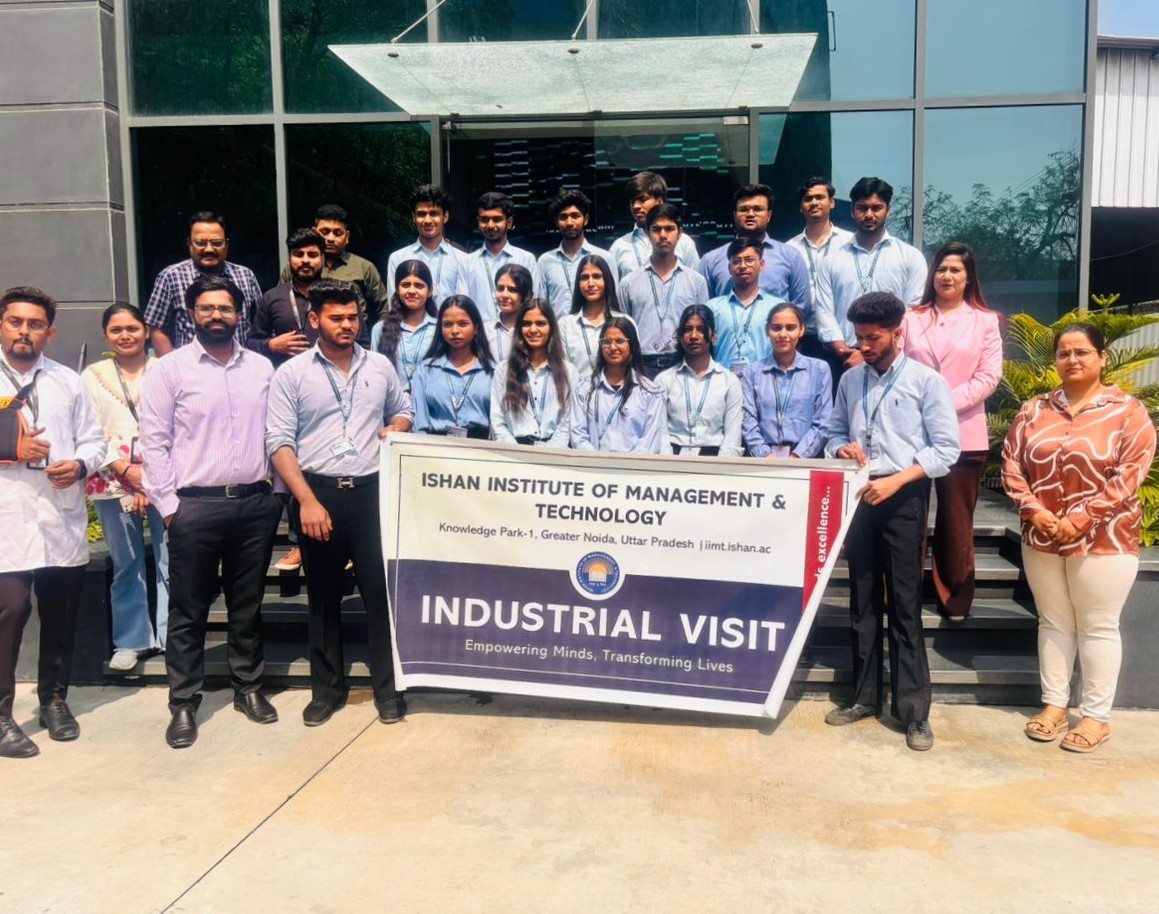 Students at IIMT